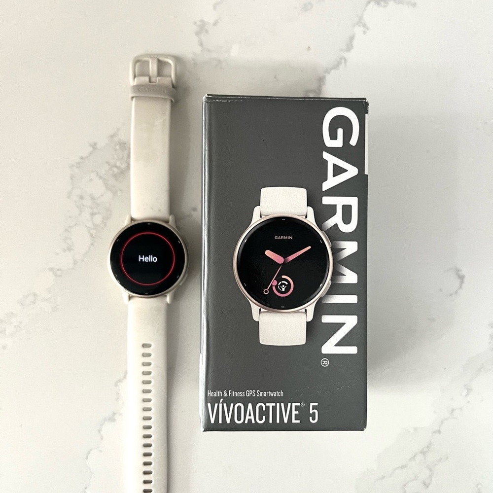 Garmin Vivoactive 5 Smartwatch - Ivory